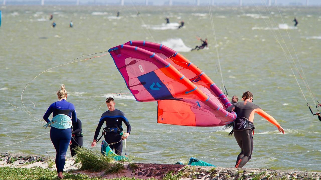 Vakantiehuis Noflik Nijemirdum Luaran gambar